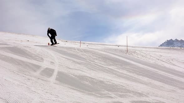 Snowboard Jumping