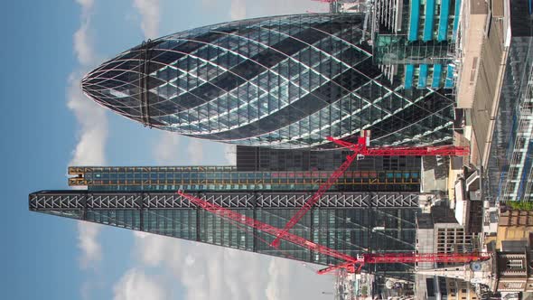 Vertical Video Timelapse of the Skyline of London