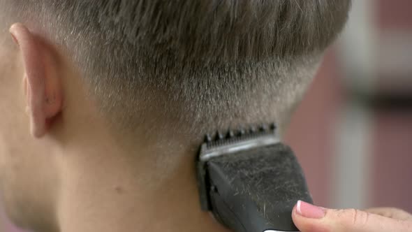 Hair Clipper Close Up