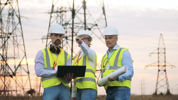 Group of Energetics Workers Are Talking About New Project Plans