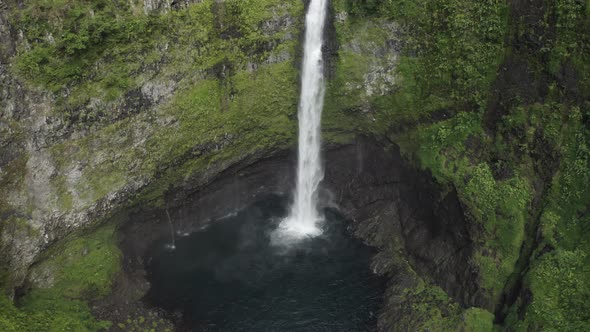 Aerial view of Cascada de L'arc en Ciel, Reunion.