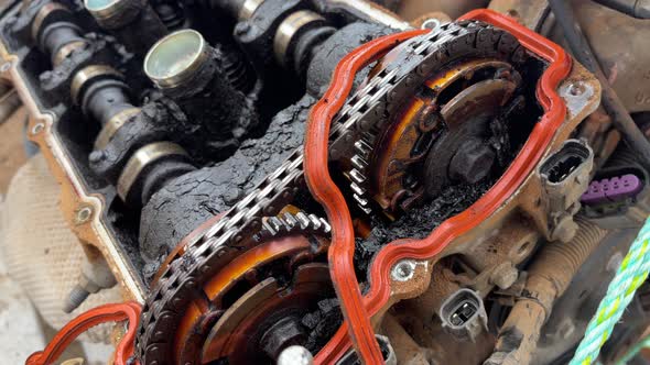 Engine valve gear damaged through lack on maintenance