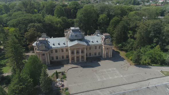 The palace of Count Stanislav Badeni