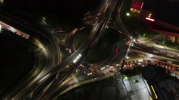 Impressive Traffic Hyperlapse from above