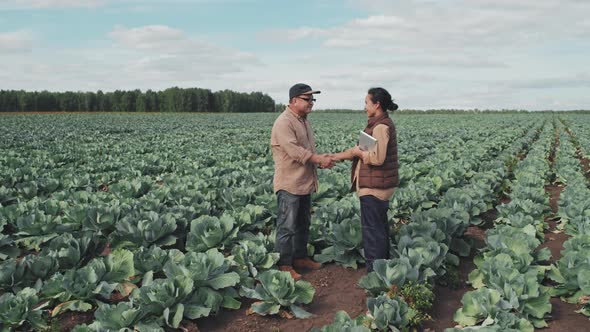 Farmers Making Agreement