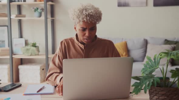 African Woman Frustrated Shocked After Reading Bad Online News