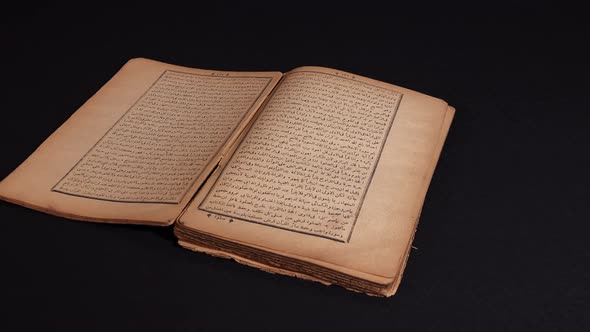 Old Quran Book - 4K