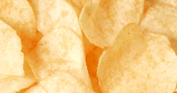 Potato chips in spinning 