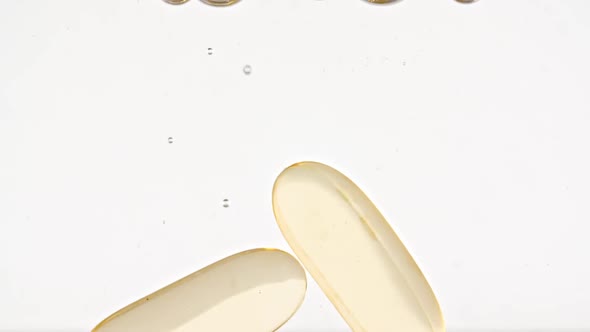 Capsule Pills Omega 3 Gold Oil Capsules