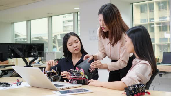 Startup team meeting about robotic