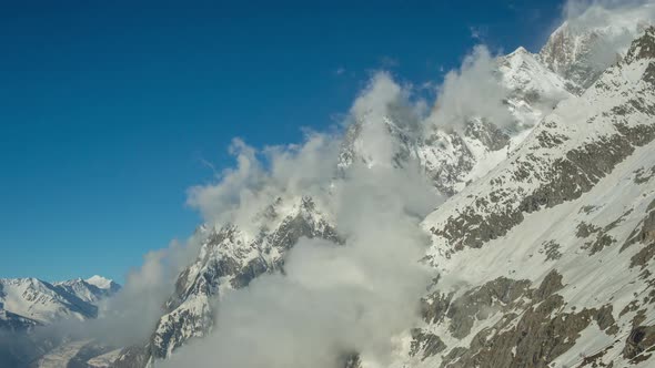 Courmayeur alps  italy mountains snow peaks ski