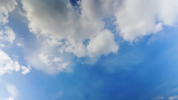 Sky Timelapse with Clouds