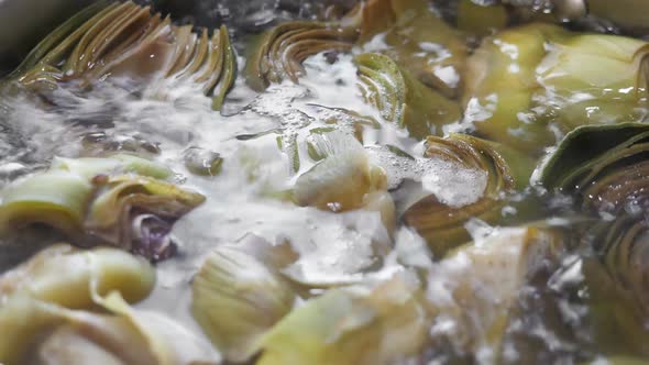 Boiling and Cooking Artichokes in Saucepan