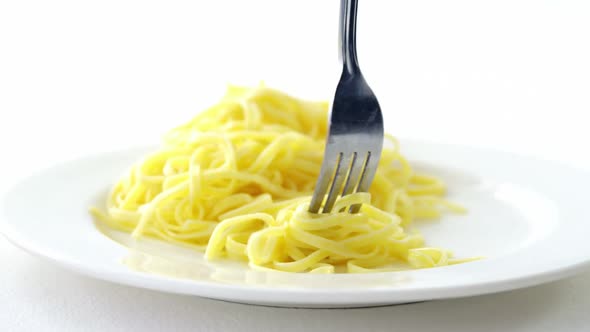 Close-up of cooked pasta on plate