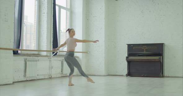 Lovely Ballet Dancer Performing Soutenu En Tournant