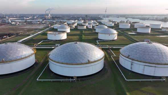 Commercial Petrochemical Oil Gas Fuel Storage Crude Energy Silos Terminal at Large Industrial Port