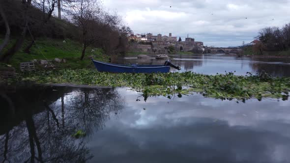 Boats On The River 4K 01