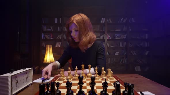 Redhead Play Chess