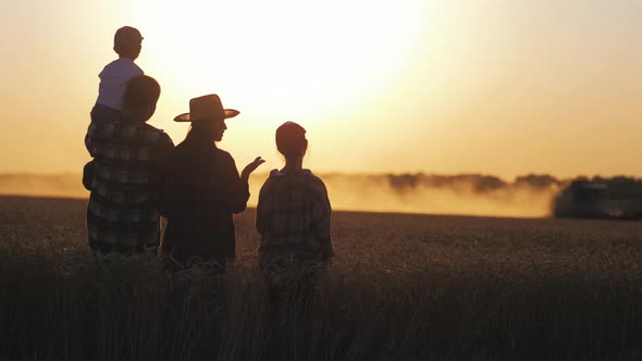 Silhouette Family