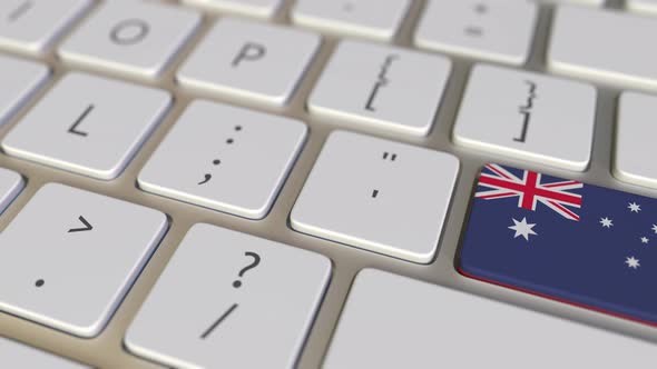 Key with Flag of Australia Switches To Key with Flag of China alt