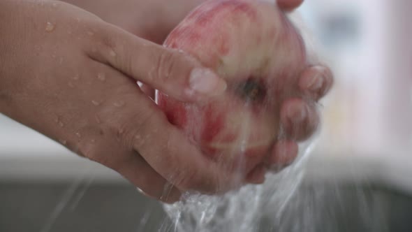 Washing the fruit before eating