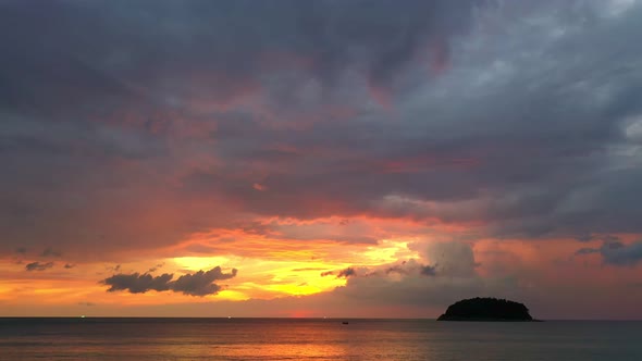 Colorful Cloud At Twilight Over Pu Island.