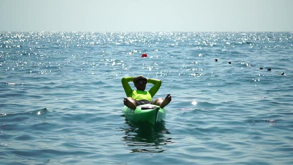 Sea Man Kayak