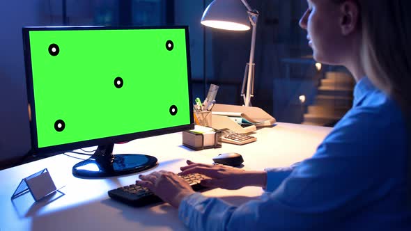 Businesswoman with Green Screen on Computer 79