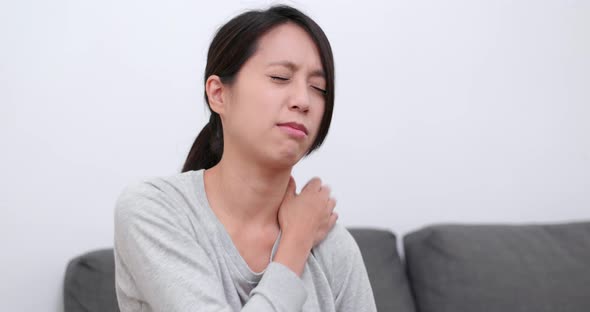 Woman suffer from shoulder pain