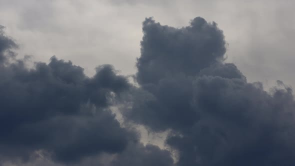 Beautiful Timelaps Video with Fastrunning Clouds on a Bright Blue Sky