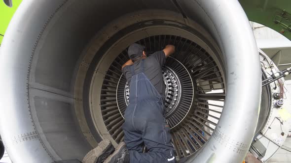 Maintenance of passenger aircraft
