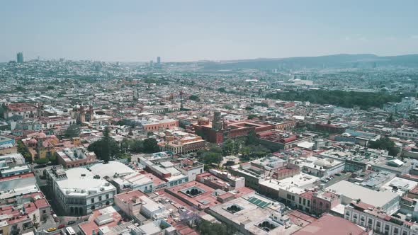 Rotational view of Queretaro main plaza