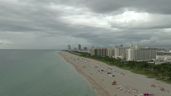 Winter Scene Miami Beach Overcast Clouds 4k 60p