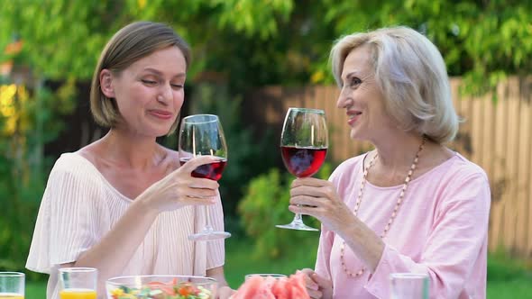 Mother and Daughter Tasting New Wine, Pleasure Pastime, Family Traditions