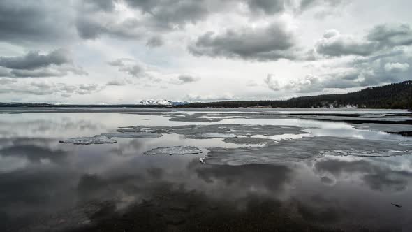 Time lapse of ice moving on Yellowstone Lake