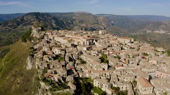 Old village of Gerace 