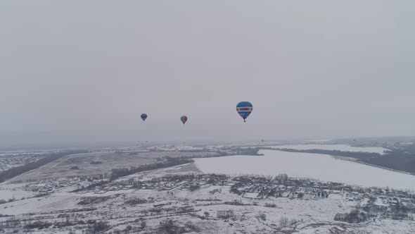 Hot Air Balloons in the Winter