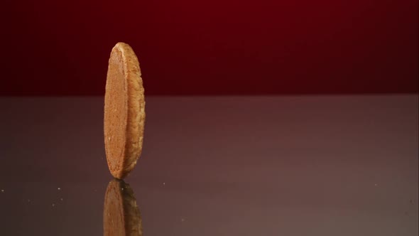 Cookies falling and bouncing in ultra slow motion 1500fps - reflective surface - COOKIES PHANTOM 