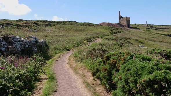 Walking to the Poldark tin and copper mine location known as wheal leisure. The real name is wheal o