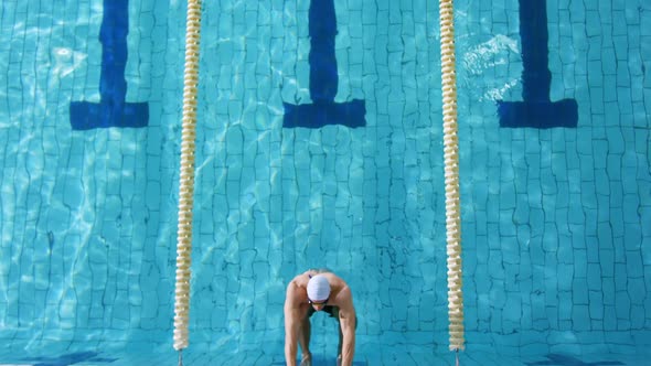 Swimmer training in a swimming pool