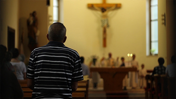 Parishioner Stand Up for Prayer
