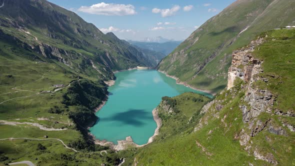 Hyperlapse of Wasserfallboden Lake on Kaprun Mooserboden Stausee, Austria