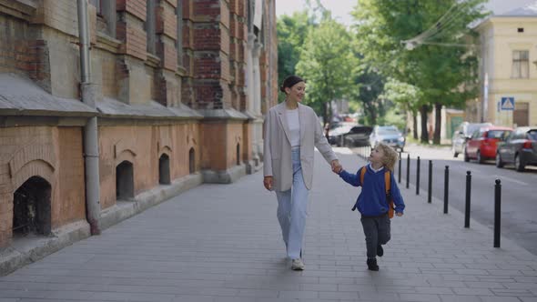 Happy Family Back to School