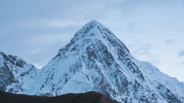 Pumori Mountain. Himalaya, Nepal