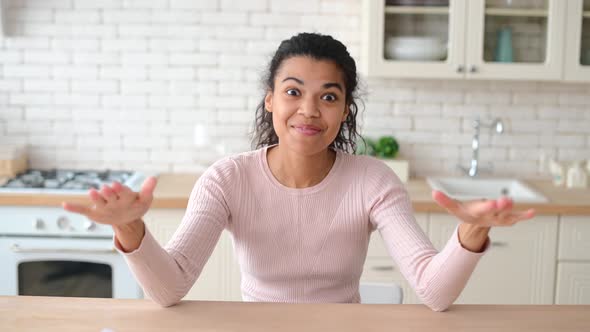 Video Chat with an AfricanAmericam Woman