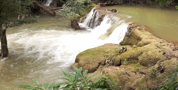 Song-Khalia Waterfall in Khao Laem National Park