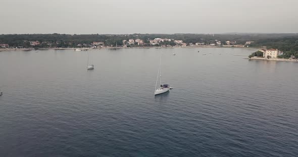Colorgraded drone footage over croatia beaches and seas.Drone Settings:D-log / sharpening +1 kontr