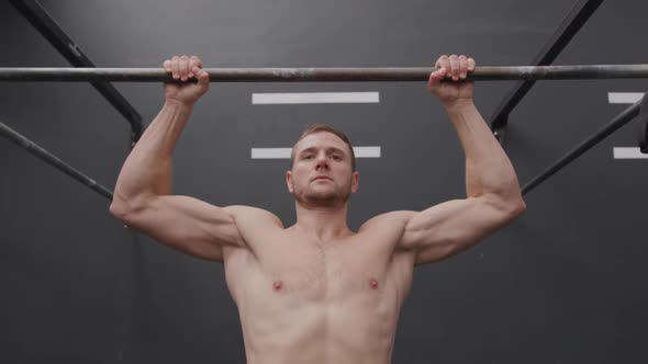 Cross training at a gym