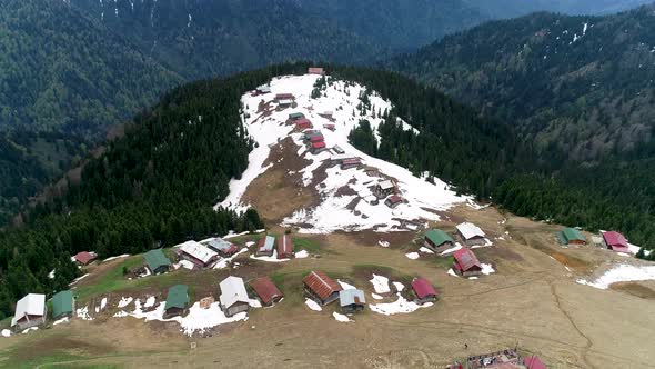 Snow and Houses in the Plateau