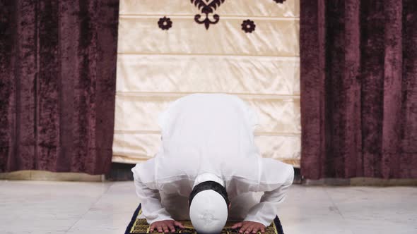 Muslim man doing Sajdah